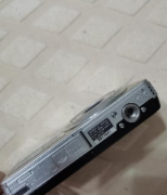 索尼W350 原機(jī)膜還在